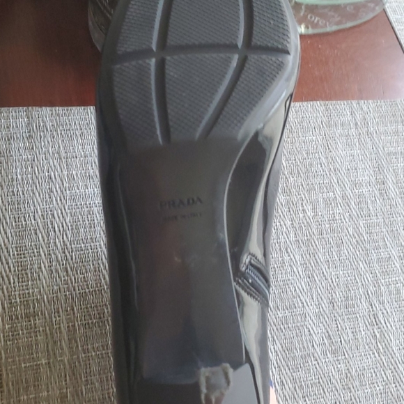 I don't wear them enough. - Picture 4 of 5